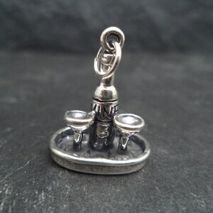 Charm de vino y dos copas en 3D de plata de ley para pulsera de dijes