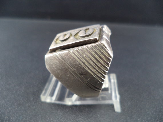 Beautiful Vintage Sterling Silver Ring - image 3