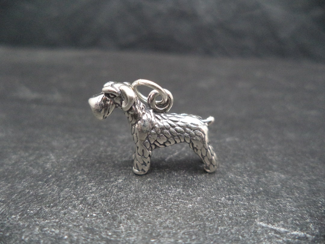 シルバー925シュナウザーチャーム 約3cmシュナウザー miniリアル3D