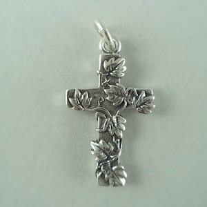 Colgante de cruz de plata de ley para pulsera de dijes