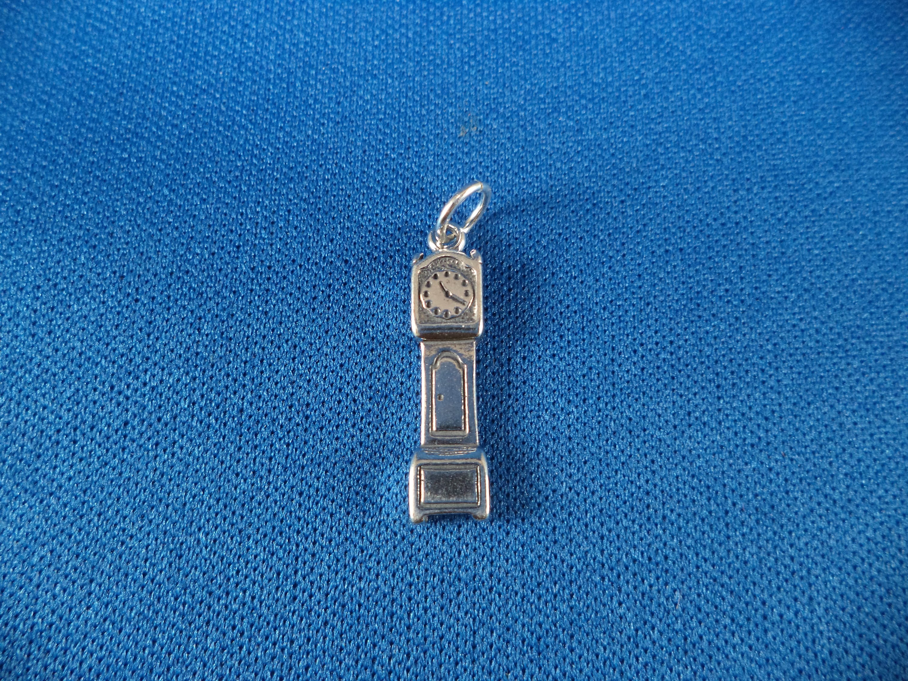 .925 Sterling Silver 3-D GRANDFATHER CLOCK CHARM Pendant Furnishing NEW 925 HM31 