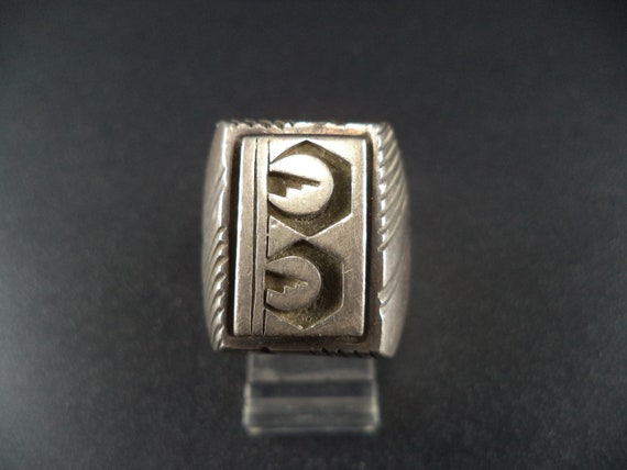 Beautiful Vintage Sterling Silver Ring - image 1