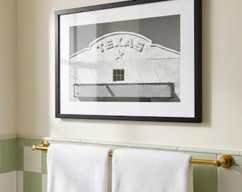 Texas Wall Art Print Marfa Texas Black & White Vintage Sign Photo Retro Texas Pride Large Art Bathroom Decor Framed Framed Photography Print