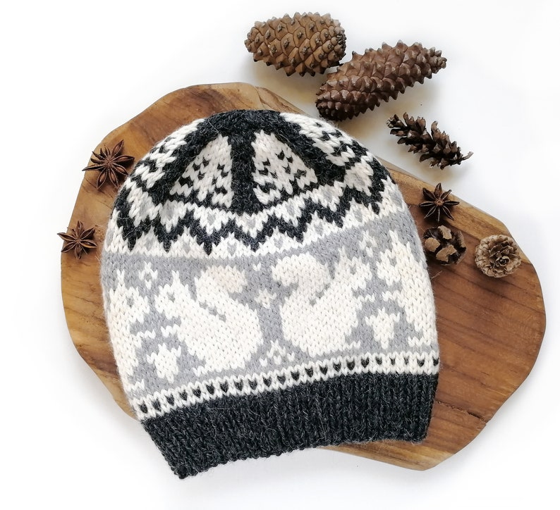 Grey Squirrel Hat Knitting PDF Pattern, Selbu Squirrel Knit Hat Pattern, Fair Isle Hat Adult, Aran Yarn Nordic Hat Pattern image 4