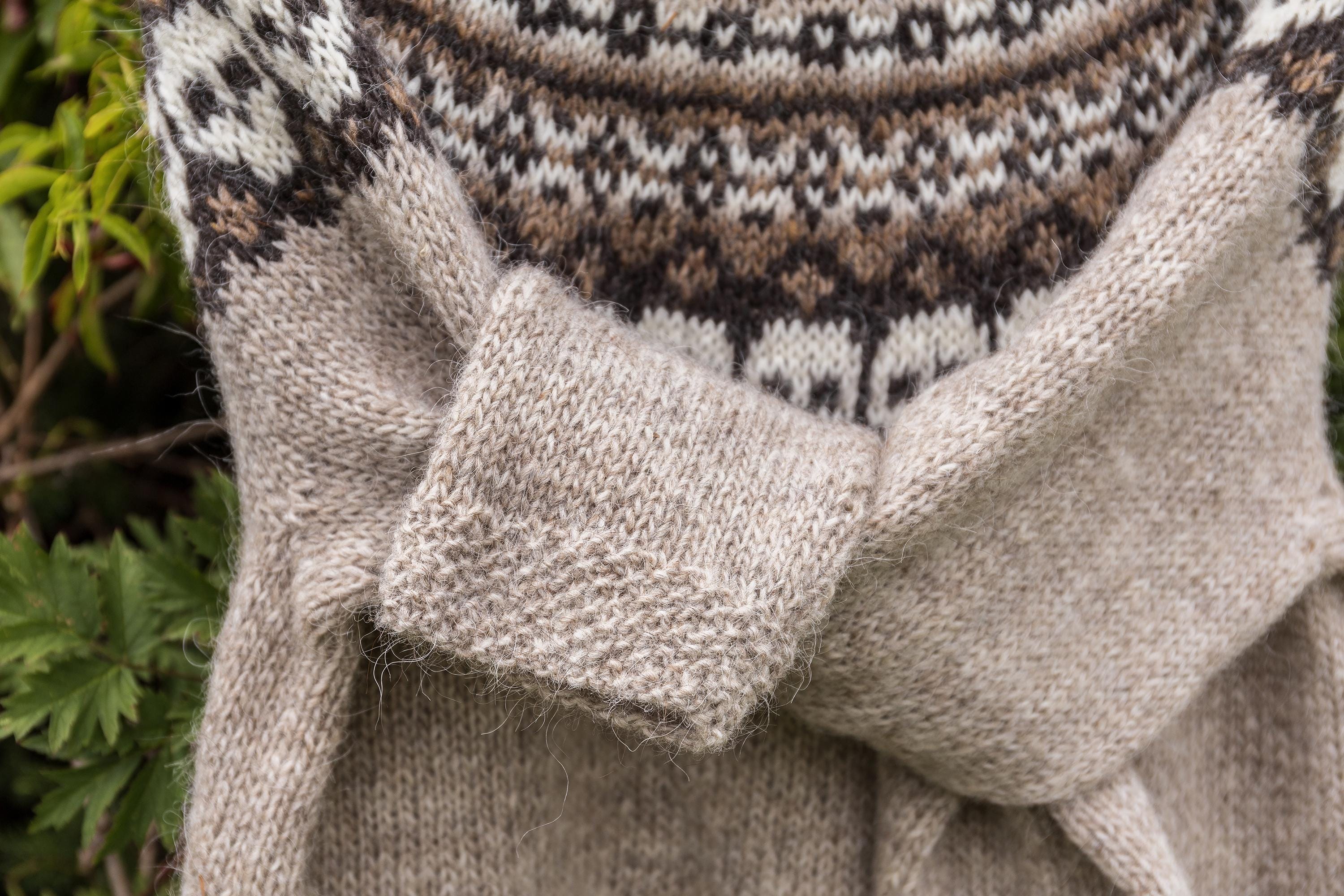 Knitting With Icelandic Wool ハードカバー m3 Knitting with Icelandic Wool | Cpeezers