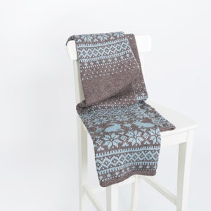 SONKA BUNNY Fair Isle Knit Scarf Kit, Superwash Wool Scarf DIY Craft Kit, Large Nordic Scarf Knitting Pattern Pack image 3