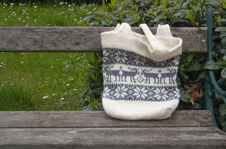 Selbu Deers Wool Knit Tote Bag with Interior Pockets in Nordic Moose Pattern Fair Isle Knitted Bag