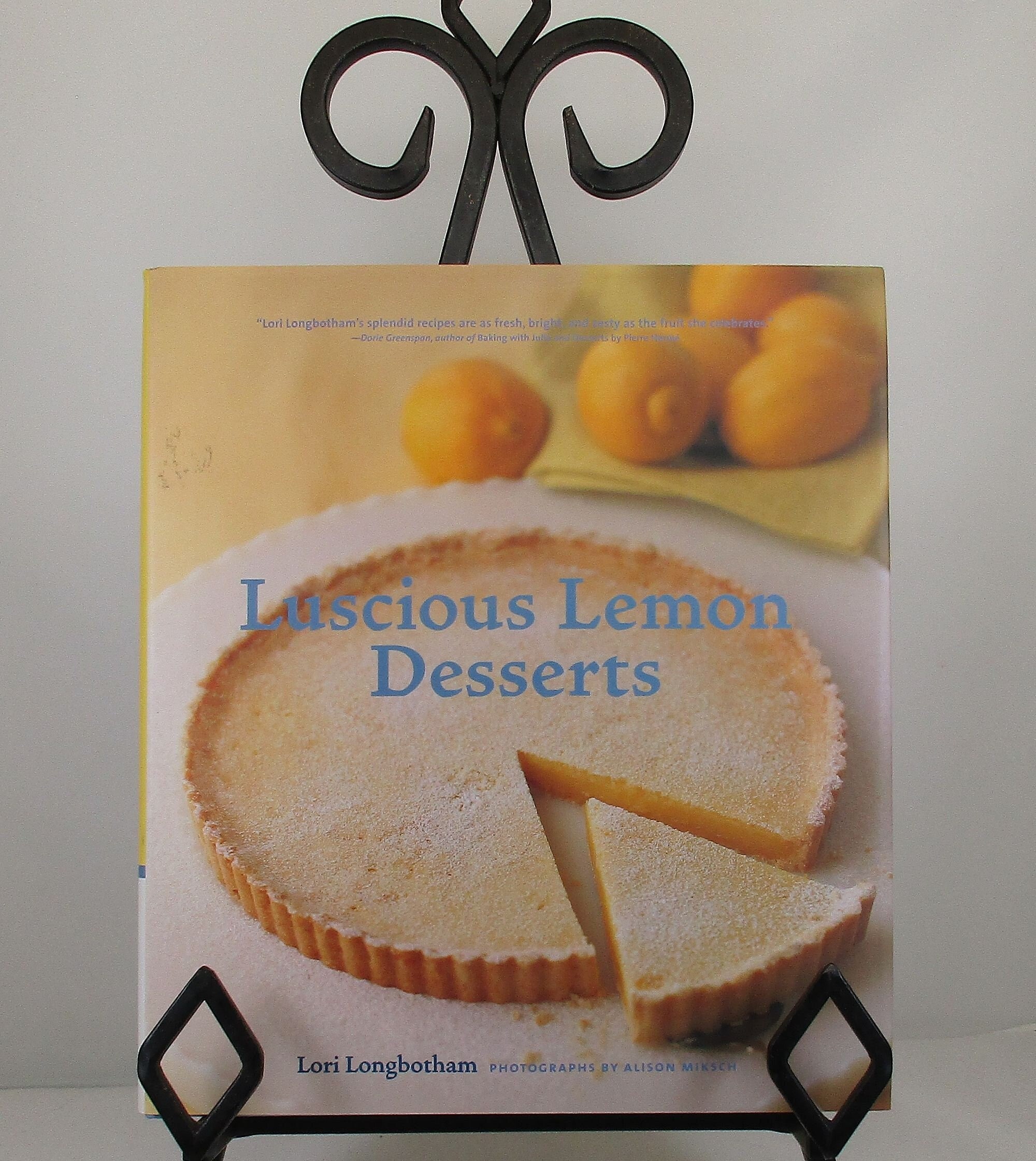 Luscious Lemon Desserts a Cookbook Specializing in Lemon as an
