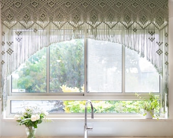 Makramee Curtein, Makramee Wandbehang, Quaste Wanddekor, Einzigartige Makramee, Kinderzimmer Dekor, Boho HomeDecor, Textilkunst, Housewarming Geschenk