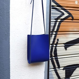 Sac en cuir minimaliste bleu, sac en cuir pour femme, sac en cuir véritable, petit sac en cuir, sac bandoulière, sac à main en cuir, sac en cuir de tous les jours