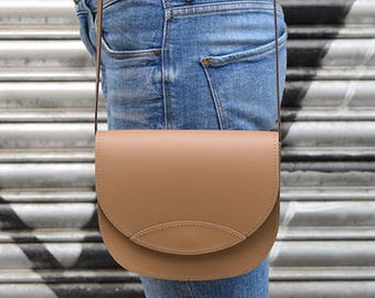Beige Genuine Leather Crossbody Bag, Small Women’s Leather Purse, Everyday Leather Saddle Bag, Minimalist Classic Leather Bag, Gift For Her