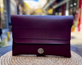 Burgundy Red Vegan Leather Clutch Bag, Handmade Minimalist Purse, Elegant Evening Bag, Eco Leather Gift for Her, Small Hand Bag