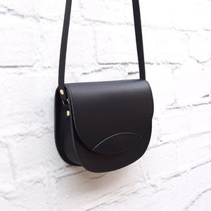 Green Women Leather Bag, Genuine Leather Saddle Bag, Classic Style Bag, Ladies Crossbody, Leather Purse, Everyday Leather Bag, Evening Bag Black