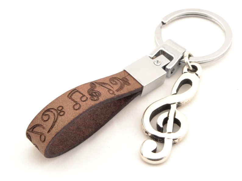 Cozy Detailz - Customized Music Note Keychain, Music Teacher Gift