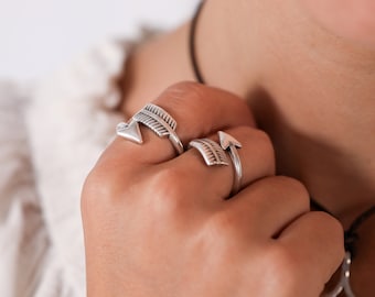 Bohemian Wrap Around Arrow Ring Antique Silver Thumb/Knuckle/Midi Bypass Ring Adjustable Minimal Jewelry Gift for Her Wraparound Ring