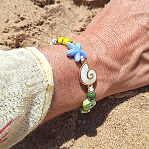 Ocean Charm Bracelet, Boho Beach Jewelry with Sea Creatures & Shells, Coastal Summer Accessory, Gift for Her, Nautical Style Girly Jewelry