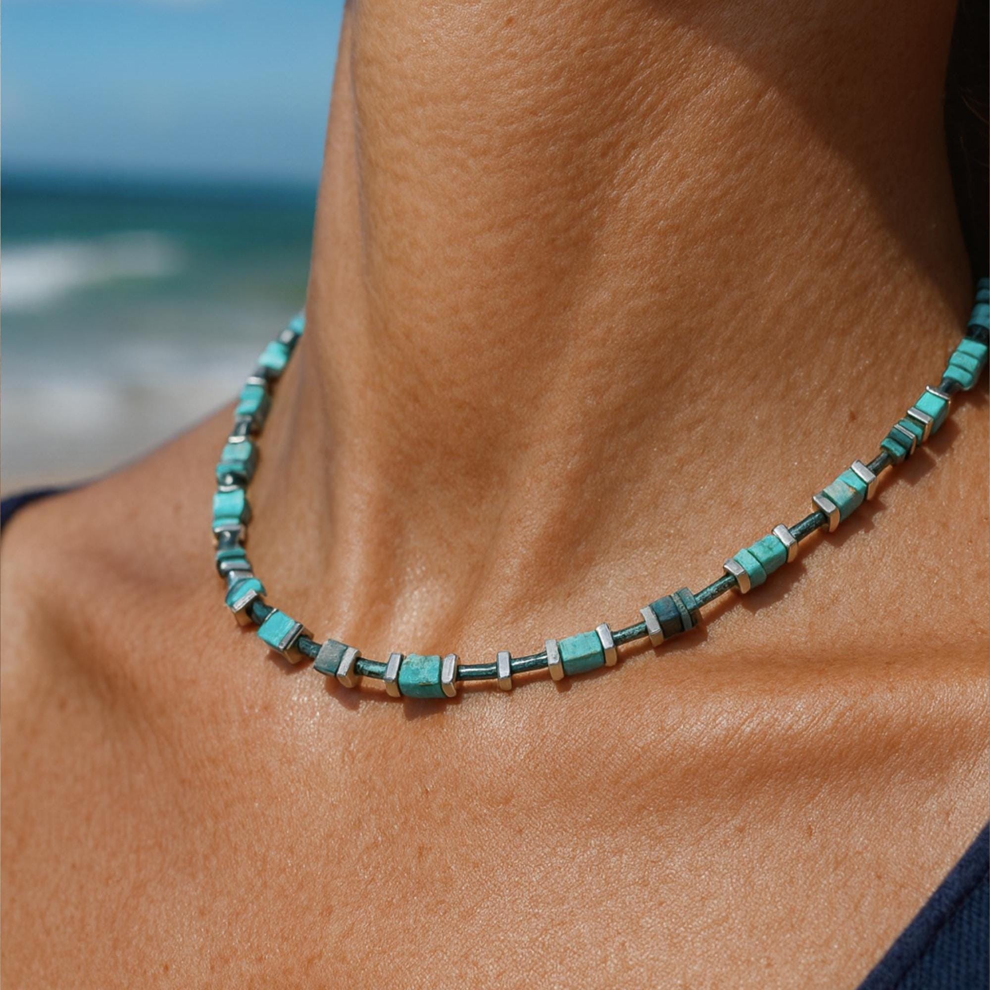 Turquoise Cube Choker: Minimalist Beaded Necklace – Dainty