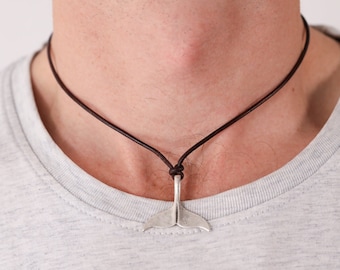 Collar personalizado de cola de ballena para hombre, colgante de cola de pez, collar de cuero hecho a mano, joyería náutica, regalo, collar de ballena de plata