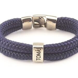 Engraved paracord bracelets deals