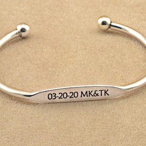 Pulsera personalizada de moda unisex con nombre y fecha grabados, pulsera ajustable, joyería única, regalo para hombres y mujeres.