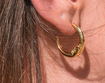 Minimalistic Moon Hoop Earring Handmade Jewelry Earrings Women Celestial Earring Anniversary Gift for Her Wedding Earrings Celestial Gift