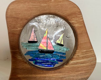 Fused glass boats in wood