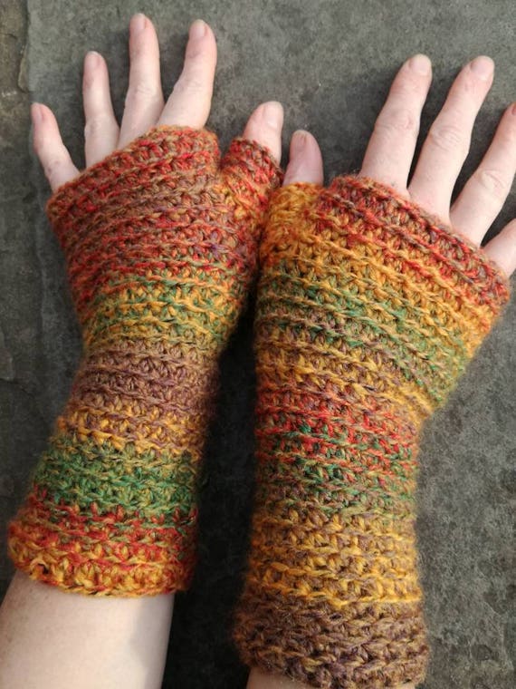 Crochet Fingerless Gloves Wrist warmers.
