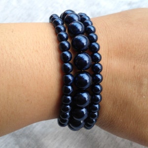 Navy Blue Pearl Bracelet,Triple Strands Pearl Bracelet,,Wedding Jewelry,Pearl Jewelry,Bridesmaid Bracelet,Glass Pearl Bracelet,
