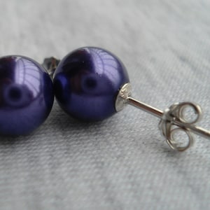Purple Pearl Earrings,Glass Purple Stud Earrings,Wedding Jewelry,Bridesmaid Earrings,Wedding Party Gift