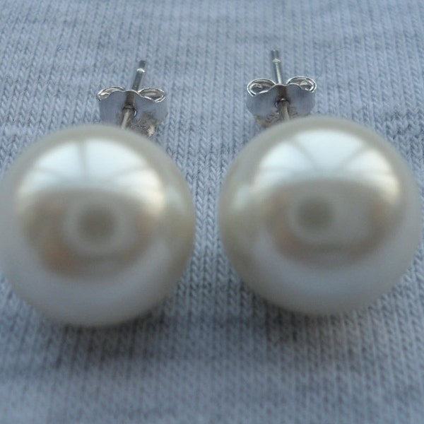 6mm 8mm 10mm Ivory Pearl Stud Earrings, Pearl Earrings,Glass Pearl Stud Earrings,Wedding Jewelry,Bridesmaid Earrings,Wedding Party Gift