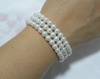 Ivory Pearl  Bracelet, Pearl Bracelet,3 Strands Pearl Bracelet,,Wedding Jewelry,Pearl Jewelry,Bridesmaid Bracelet,Glass Pearl Bracelet,