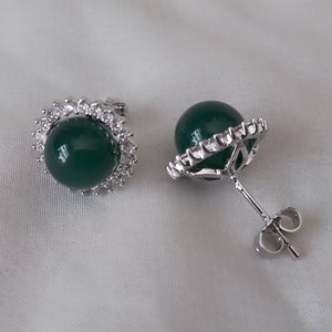8mm green Stud Earring,green jade Earring,Stud Pearl Earrings, jade Stud earring,Wedding Jewelry,Bridesmaid Earrings,Wedding Party Gift