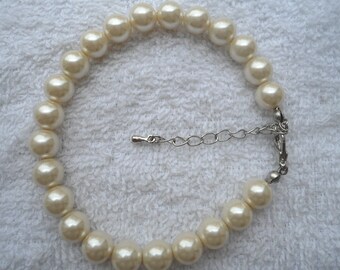 Pearl Bracelet,Wedding Jewelry,Pearl Jewelry,Bridesmaid Bracelet,8mm Pearl Bracelet,Glass pearl Bracelet,White Pearl Bracelet,