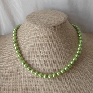 Green pearl necklace,8mm pearl necklace,necklace,wedding necklace,bridesmaid  necklace, Glass pearl jewelry,wedding gift, Pearl Necklace,