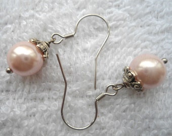 8mm Pearl Earring , Light Pink Pearl  Dangle Earrings, Light Pink Pearl  Earrings,  Wedding Jewelry,Bridesmaid Earrings,Wedding Party Gift