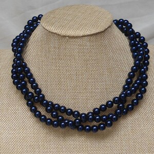 Navy Blue Pearl Necklace,3 Strands Pearl Necklace,Wedding Jewelry,18 Inches Glass Pearl Necklace,Bridesmaid necklace,Pearl Necklace