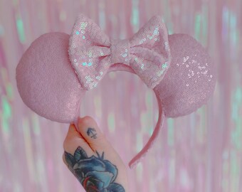 Made to order SEQUIN Mouse Ears - Choice of Colours - with or without Bow - Reversible option - *12 week turnaround*