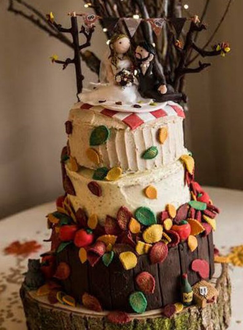 Custom Bride and Groom Figurines Wedding Cake Topper image 9