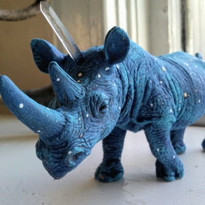 RHINOCEROS CELESTIAL UNICORN- 5 1/2&#39;&#39; Glow in the Dark, Ancient Wisdom, Self-Knowledge, Healing Totems, Sacred Altar Familiar 40.00US