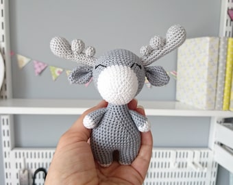 Stuffed animal Moose. Personalized kids toy. Gender-neutral birthday gift idea. New baby arrival gifts. Baby nursery decor. Amigurumi