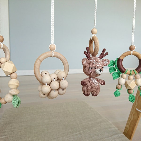 Baby play gym toys. Hanging toys for baby. Baby shower gift. Return gift newborn toys. Set of woodland animal