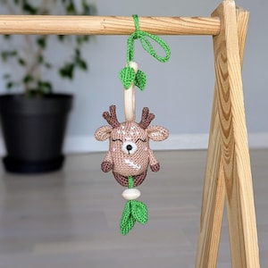 Hanging Toy Deer Rattle – Crochet Stroller Toy – Car Seat Toy – Gender-Neutral Gift for New Baby Boy or Girl – Sensory Toy for Newborns