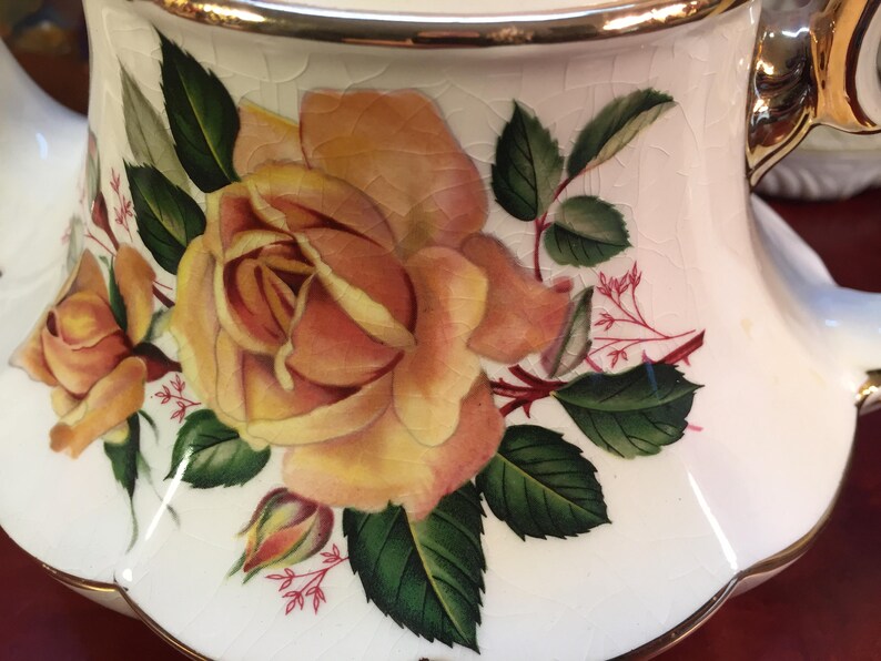 Sadler Bell shape Teapot.