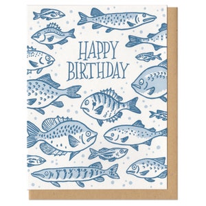 Carte de vœux de poisson de joyeux anniversaire