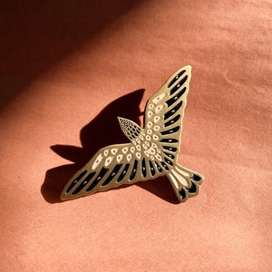 Hawk Soft Enamel Pin, 2" Antique Gold Finish. Bird, Sand & Black Soft Enamel, Desert Wedding, Cactus Pin, Stocking Stuffer, Gift Idea.