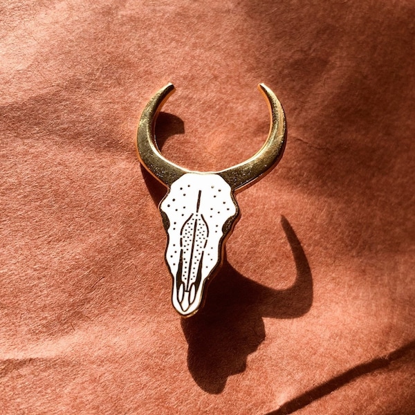 Cow Skull Enamel Pin, 1.4" Hard Enamel Pin. Gold Finish. Desert Animal, Skeleton, Bones, Cactus Taurus Gift Idea, Southwest, Cowgirl, Cowboy