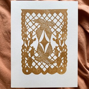 Papel Picado 8,5" x 11" Stampa su carta, Stampa artistica in linoleografia, Incisione, Opera d'arte messicana, Paesaggio con uccelli, Messico, Cactus Nopal, Carta ritagliata, Regalo