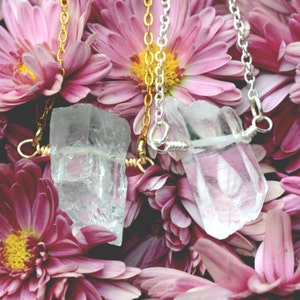 Clear Quartz Necklace | Raw Quartz Crystal Necklace | Crystal Quartz Point Necklace | Healing Crystal Necklace Gift | Raw Stone Necklace
