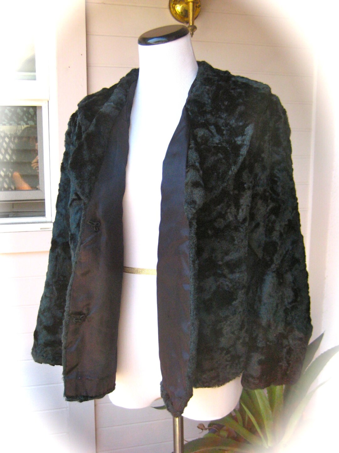 Beautiful 60s faux Fur Evening Jacket Black Cropped Evening Jacket Fully Lined 1960s Lovely