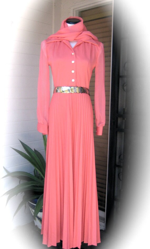 70s Elegance - Hot Pink Evening Dress - Fushia Pin